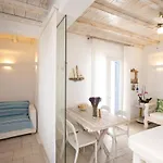 Oda ve Kahvaltı Blue, White And Grey 4*