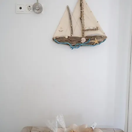 Blue, White And Grey 4* Ornos (Mykonos)