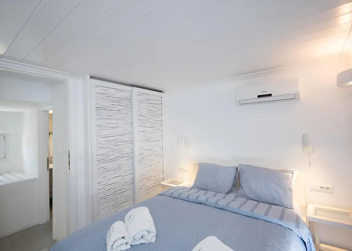 Blue, White And Grey فندق مبيت وإفطار