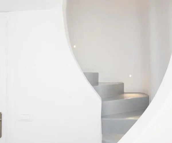 Blue, White And Grey 奥诺斯