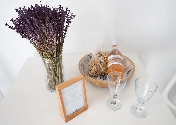 住宿加早餐酒店 Blue, White And Grey 奥诺斯