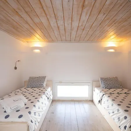 Blue, White And Grey 4* 奥诺斯